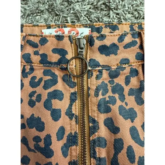NWT Free People We The Free Zip It Up Leopard Print Denim Mini Skirt Size 28 - Picture 5 of 10